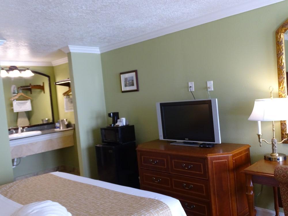 ทราเวลลอดจ์ - โอเชียน สปริงส์ Hotel โอเชียนสปริงส์ ภายนอก รูปภาพ