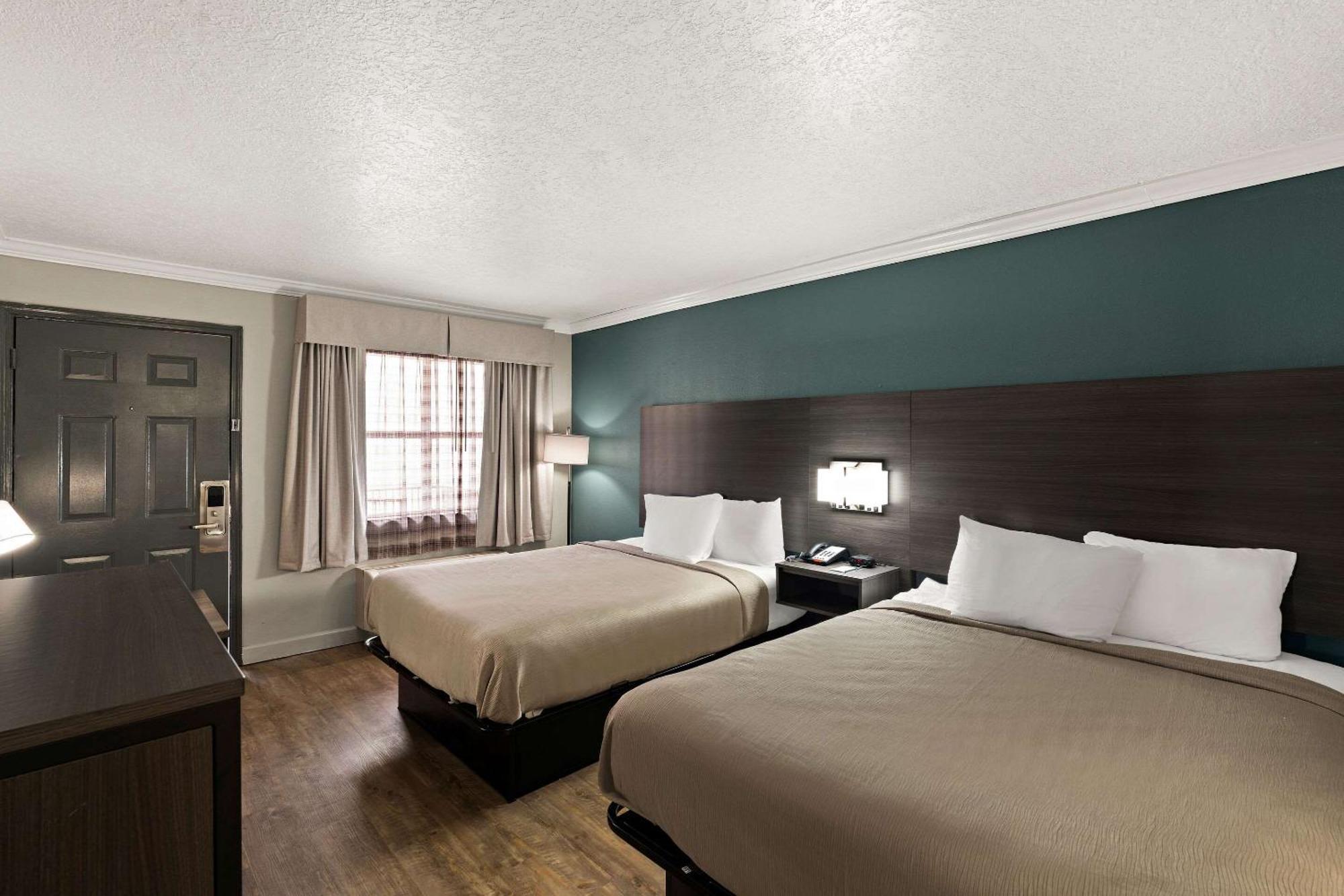 ทราเวลลอดจ์ - โอเชียน สปริงส์ Hotel โอเชียนสปริงส์ ภายนอก รูปภาพ